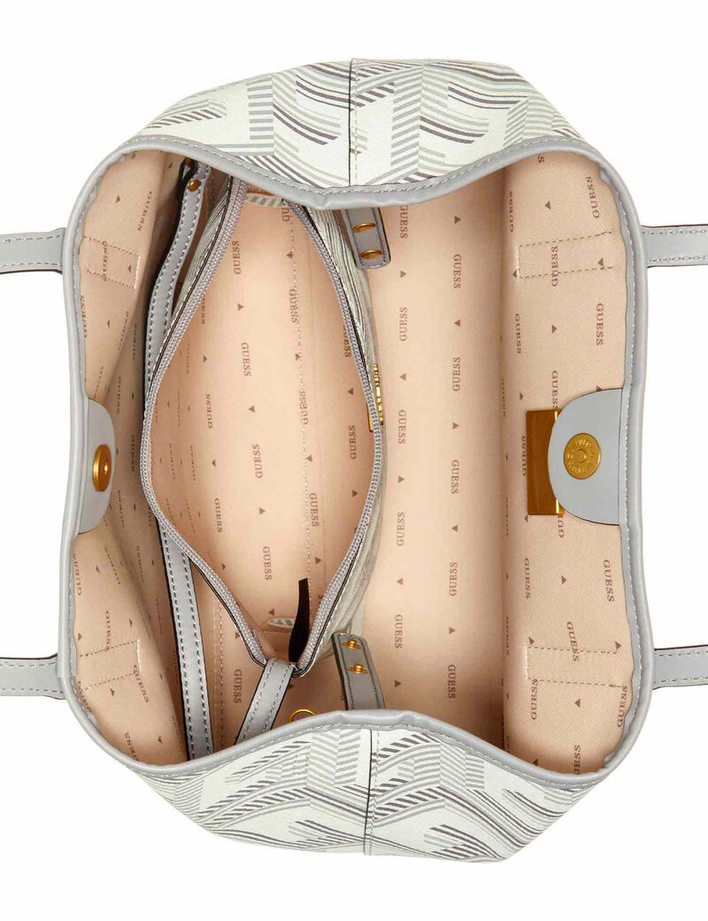 Vikky Tote