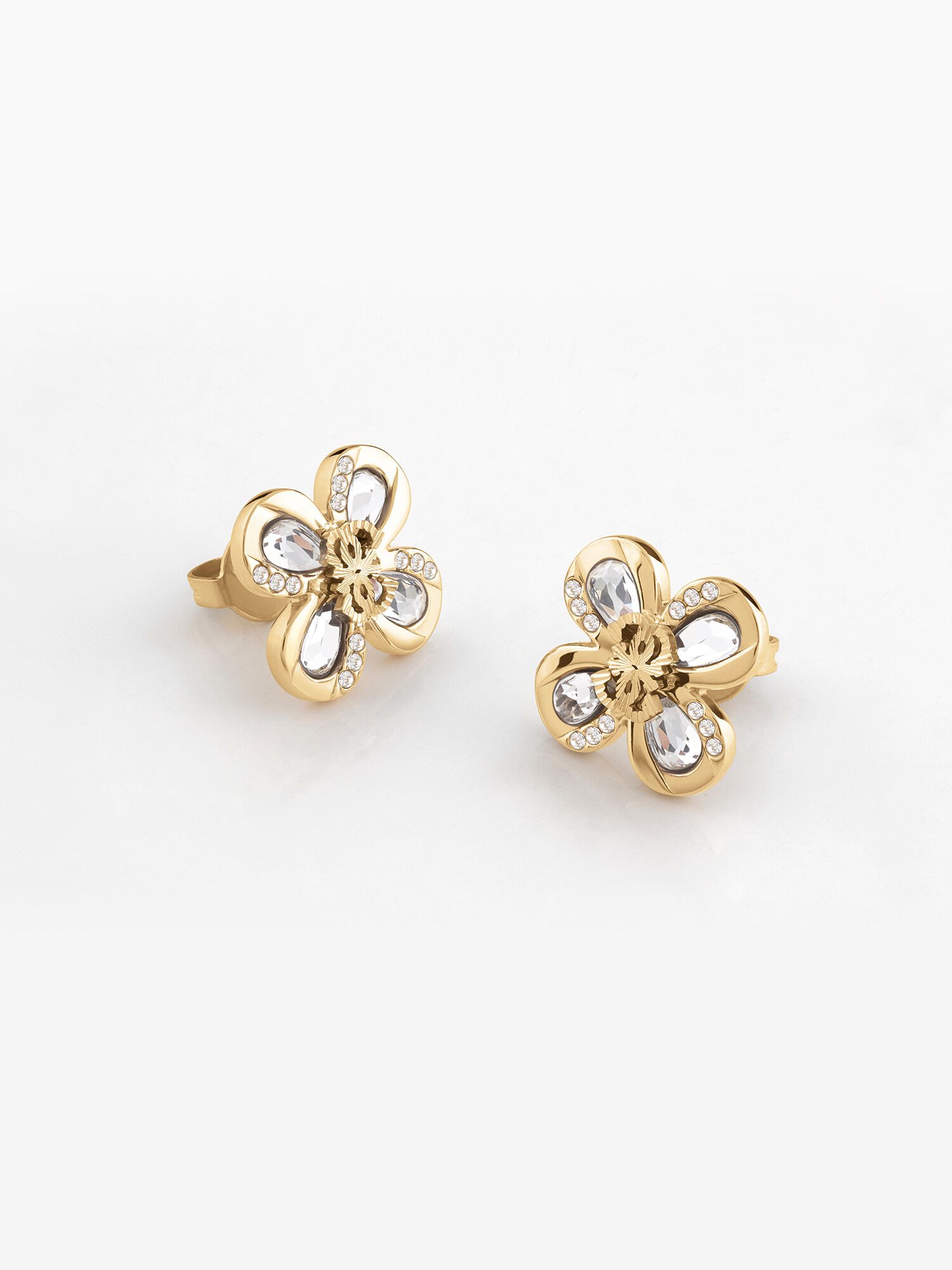 Amazing shop earrings online