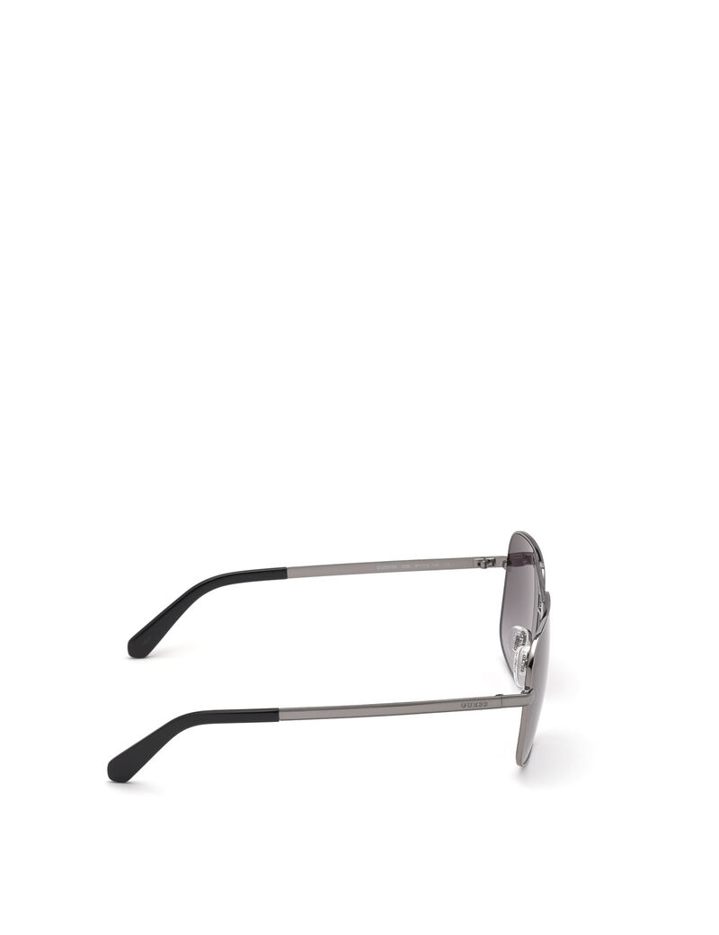 نظارة شمسية طيار