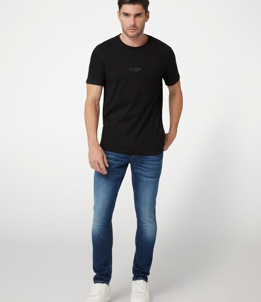 Small logo t-shirt