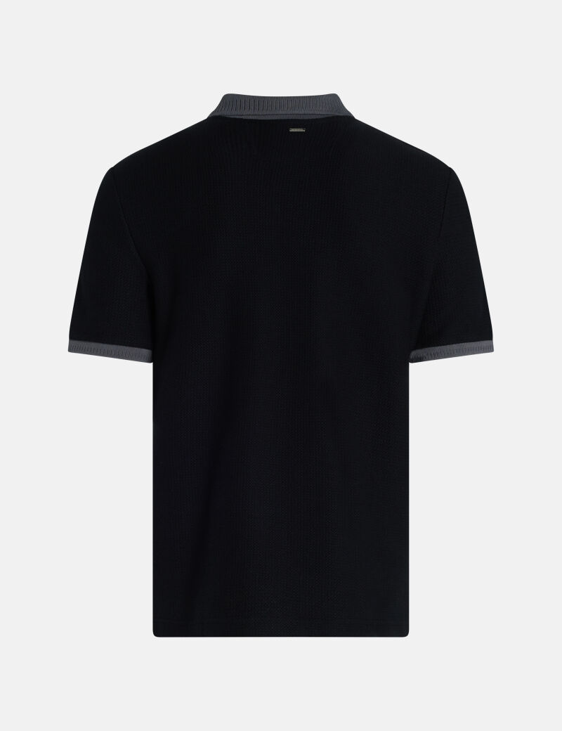 Polo shirt with logo