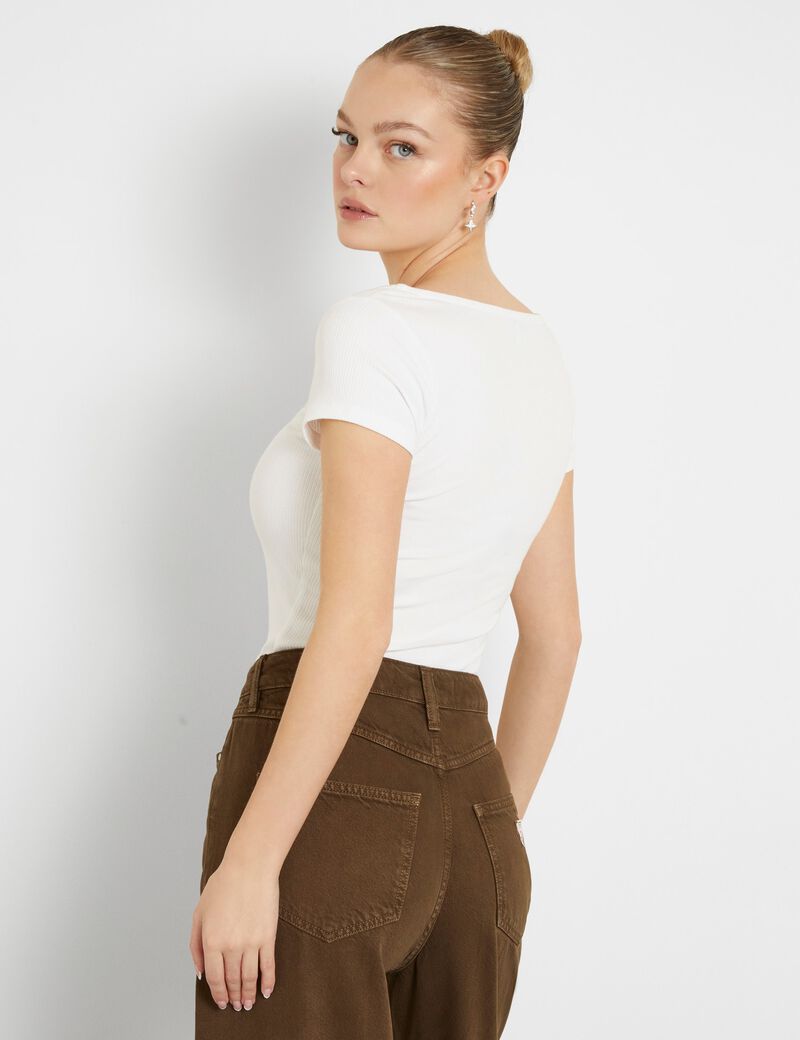 Jewel buttons top
