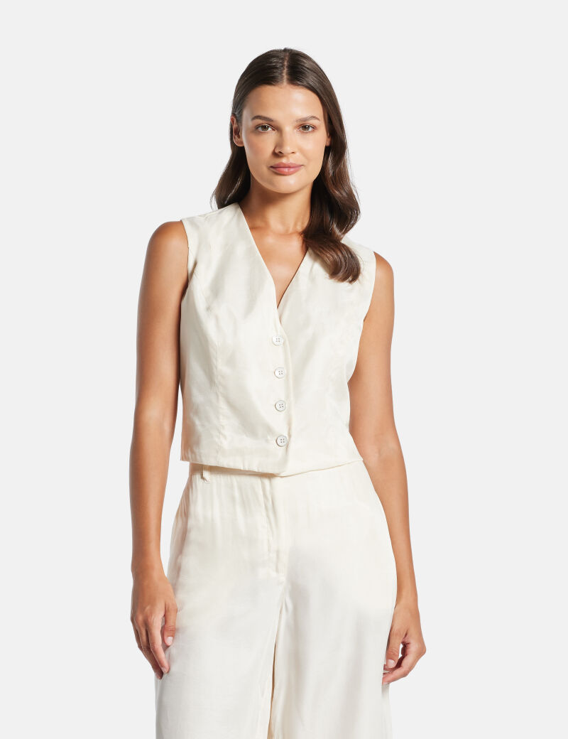 سترة من قماش قطني مائل