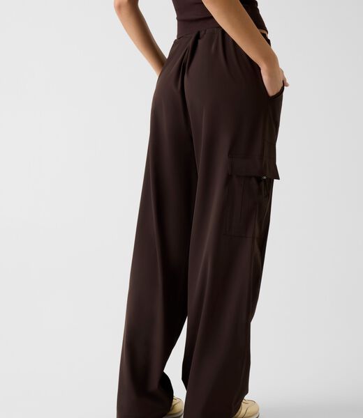 Wide leg cargo pants