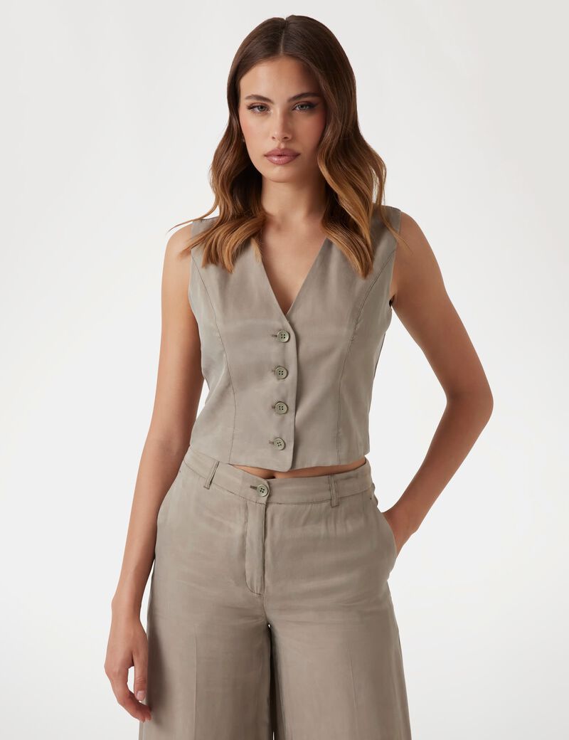 Twill vest