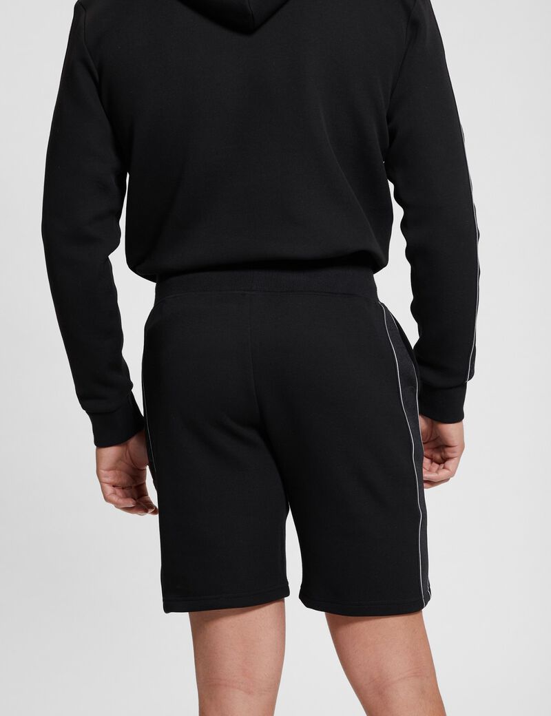 Side logo shorts