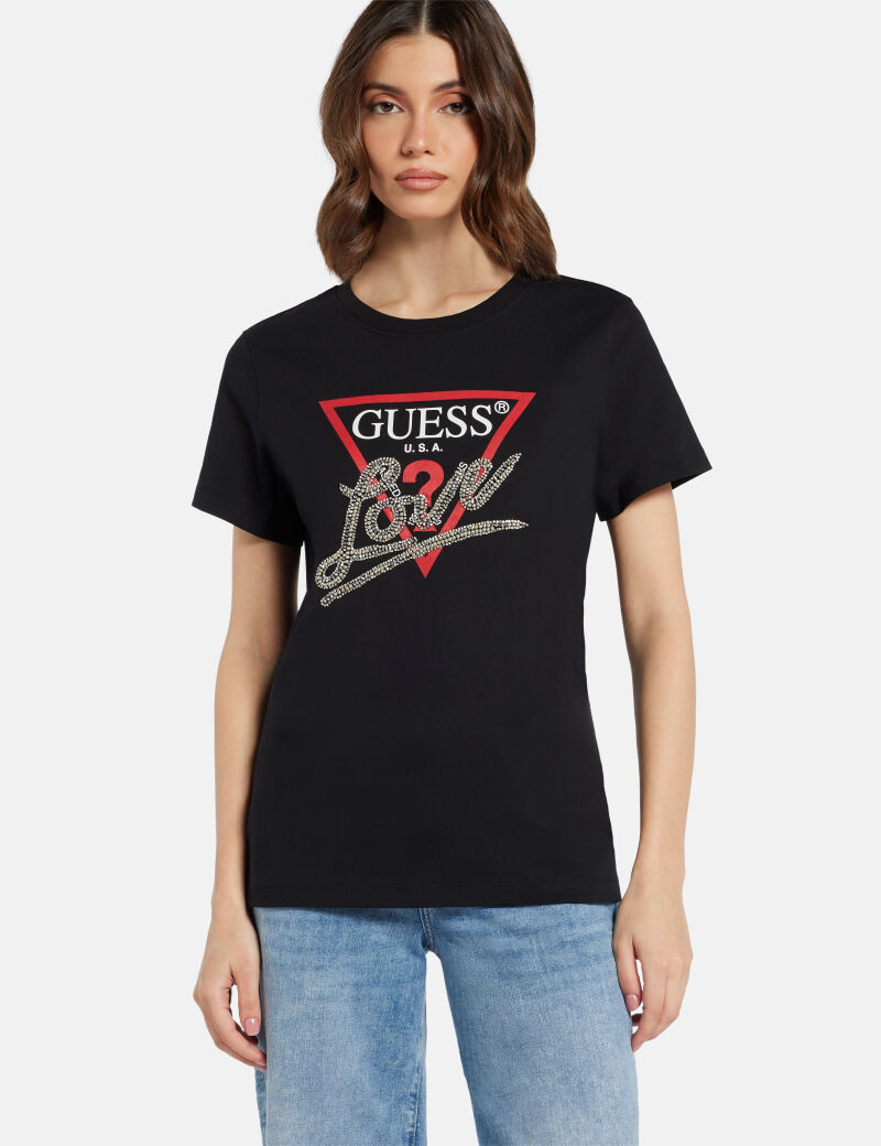 تي شيرت مثلث الحب