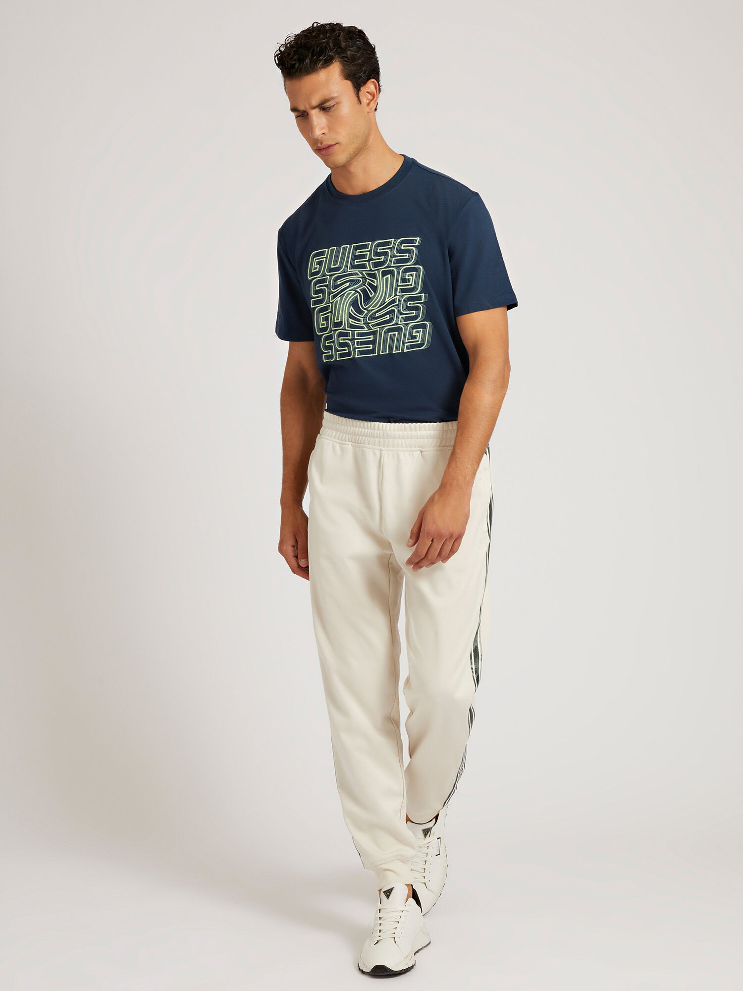 Guess hotsell jogger set