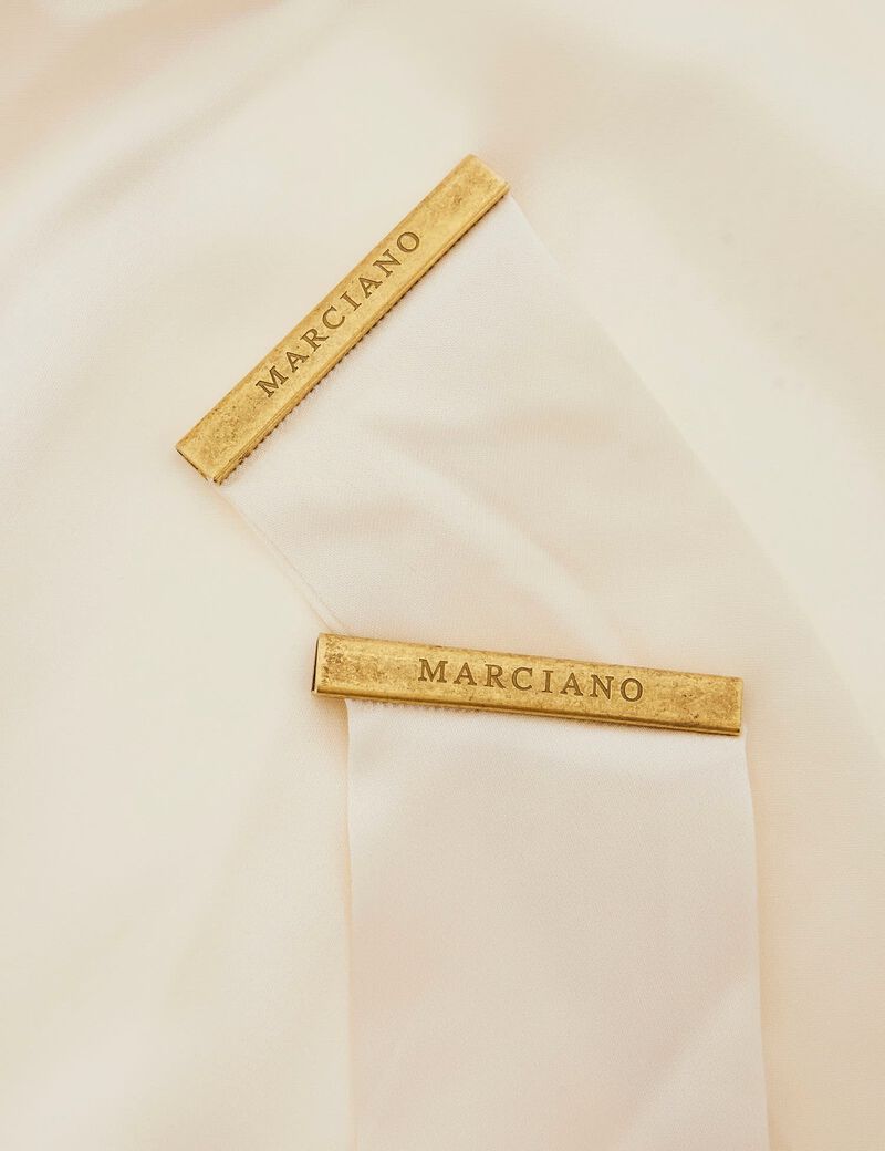 Marciano wrap top