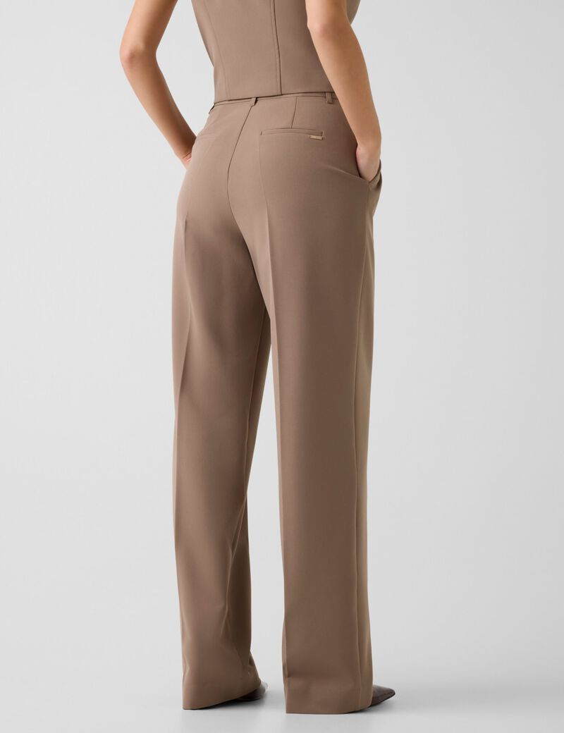 Wide-leg pants