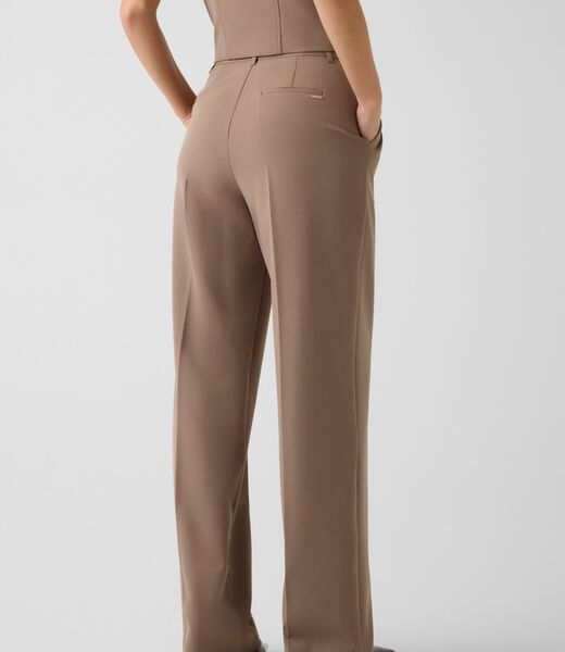 Wide-leg pants
