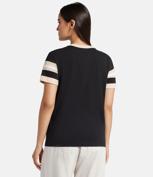 Suzanne t-shirt