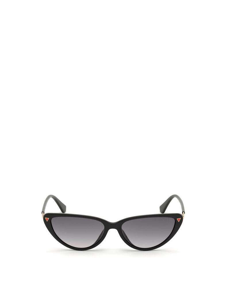 نظارة شمسية بتصميم عين القطة