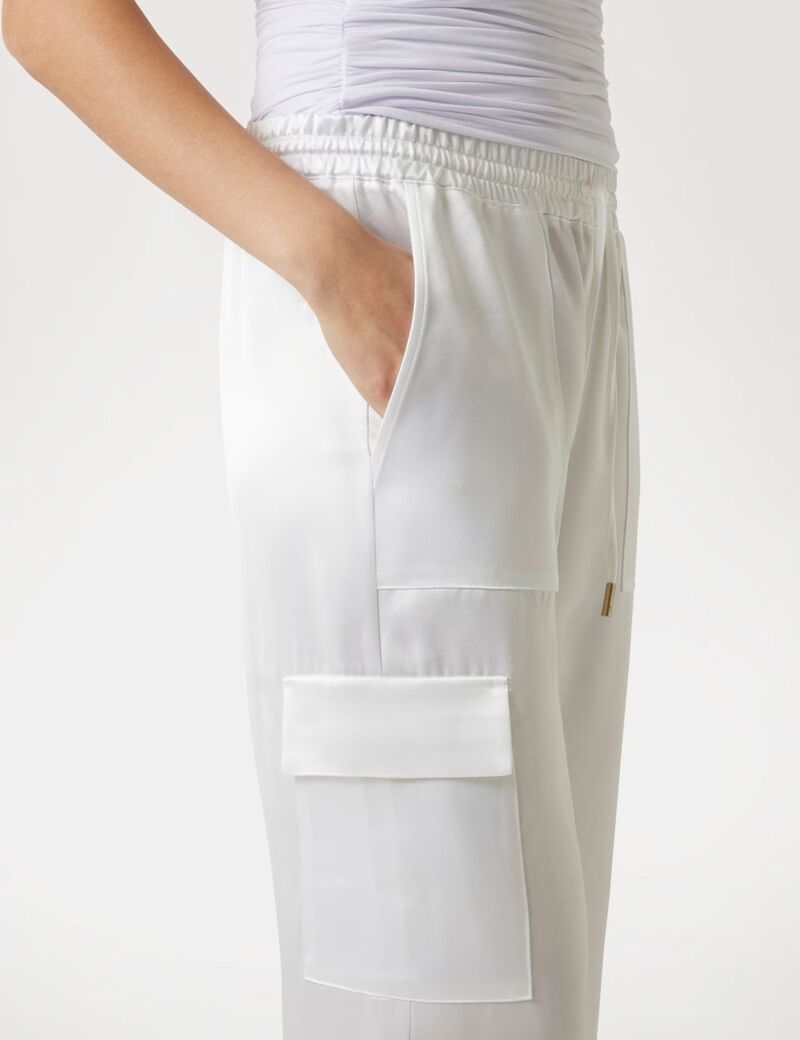 Slim fit cargo joggers