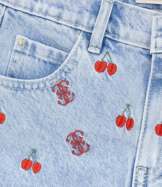 Embroidery denim shorts