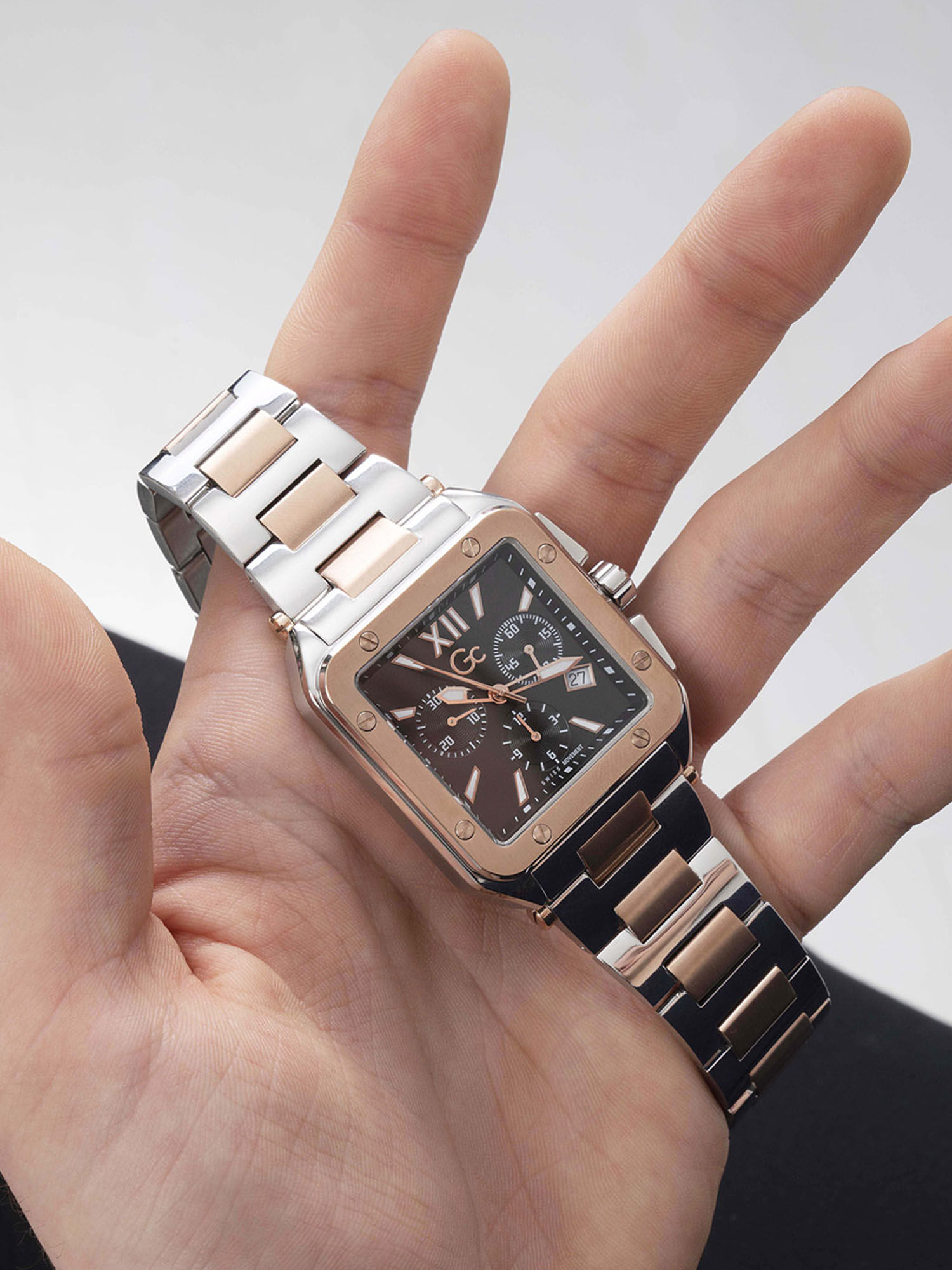 Square chronograph watch 2025