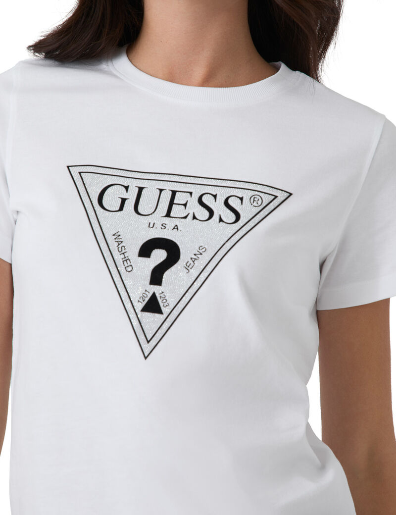 guess triangle logo t shirt