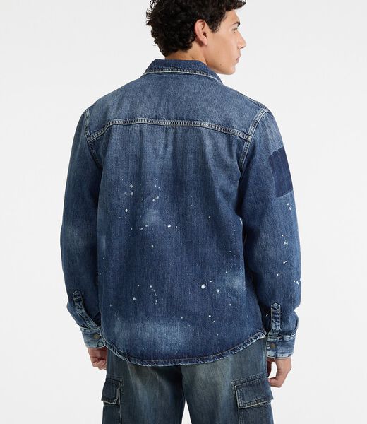 جاكيت جينز كبيرة الحجم