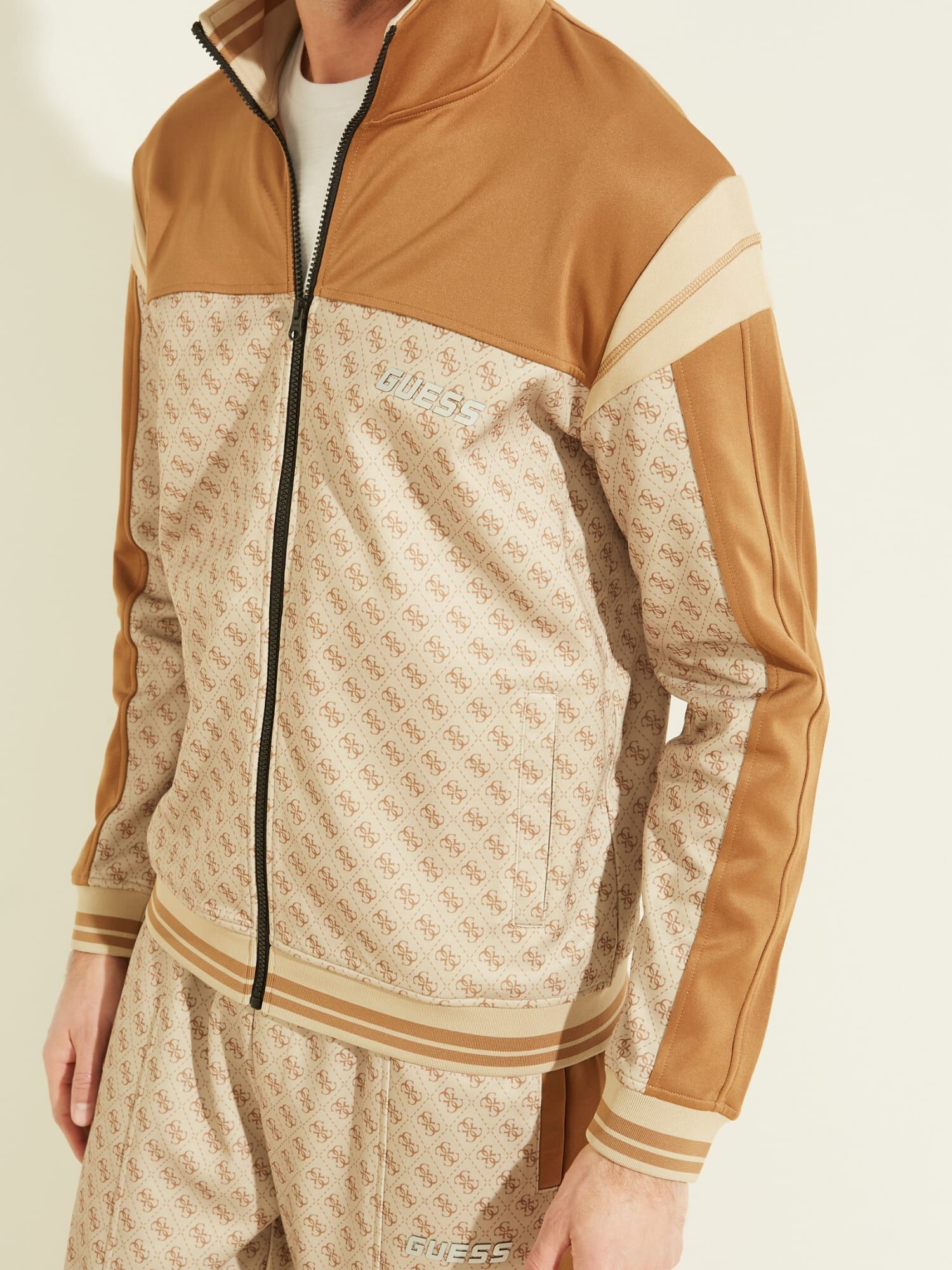 Guess shop desktop site