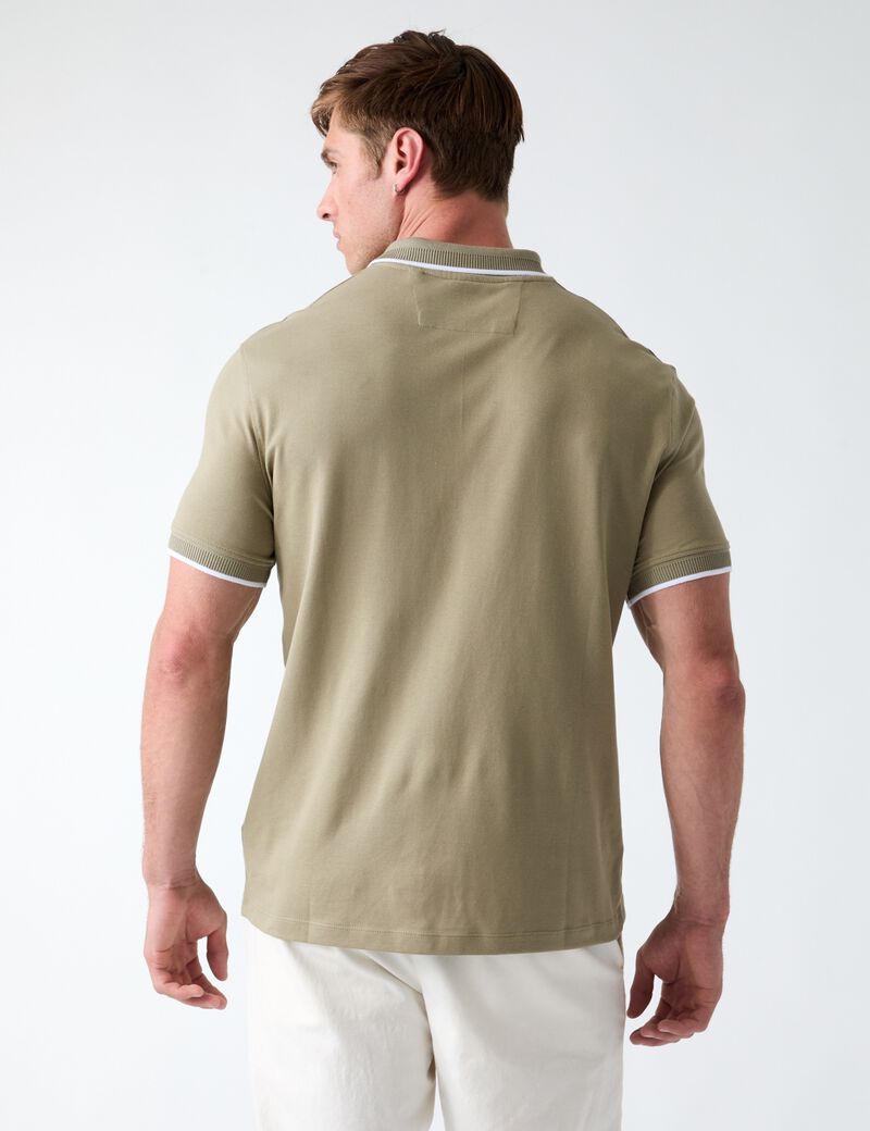 Tech polo