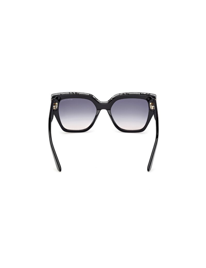 Oversized square sunglasses