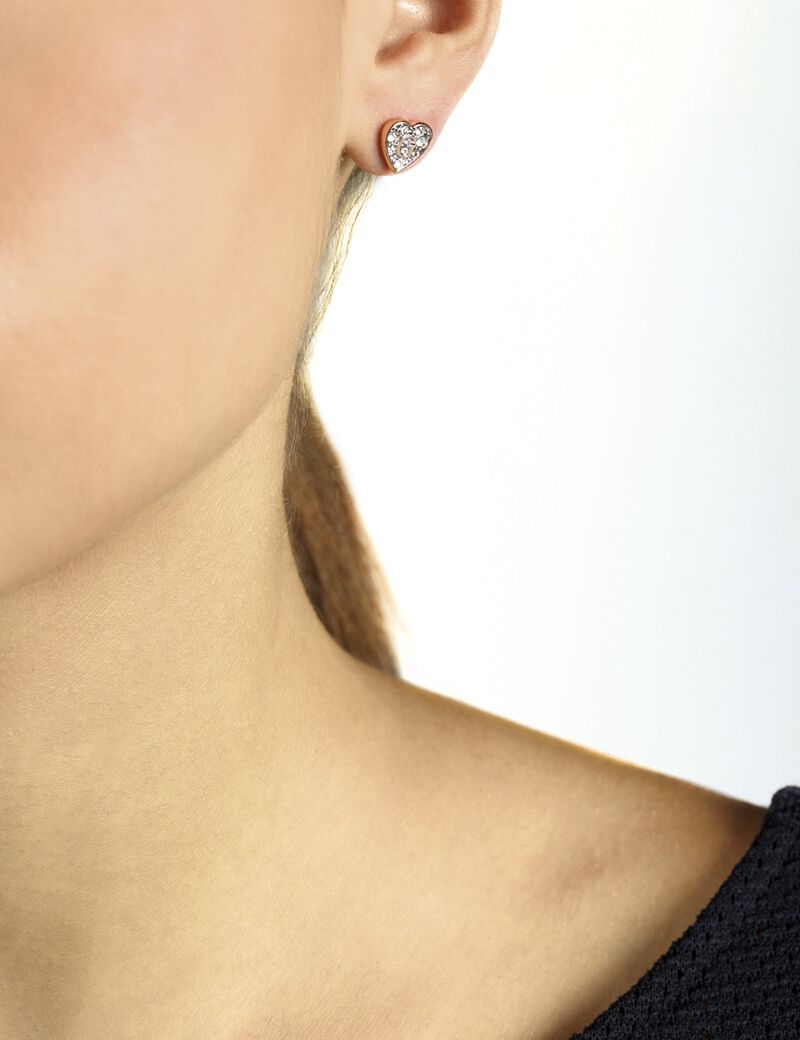 أقراط G شريط أقراط G شريط