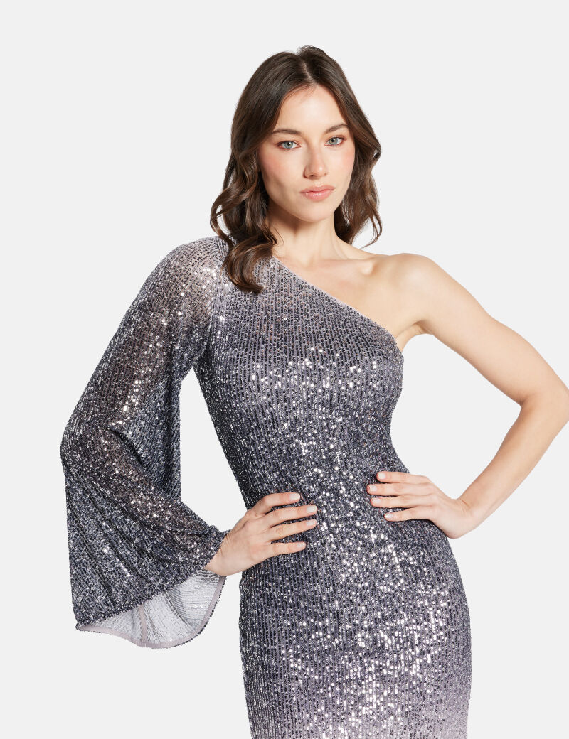 One shoulder dress