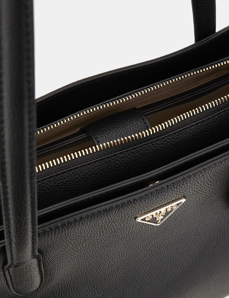 Power play tech tote