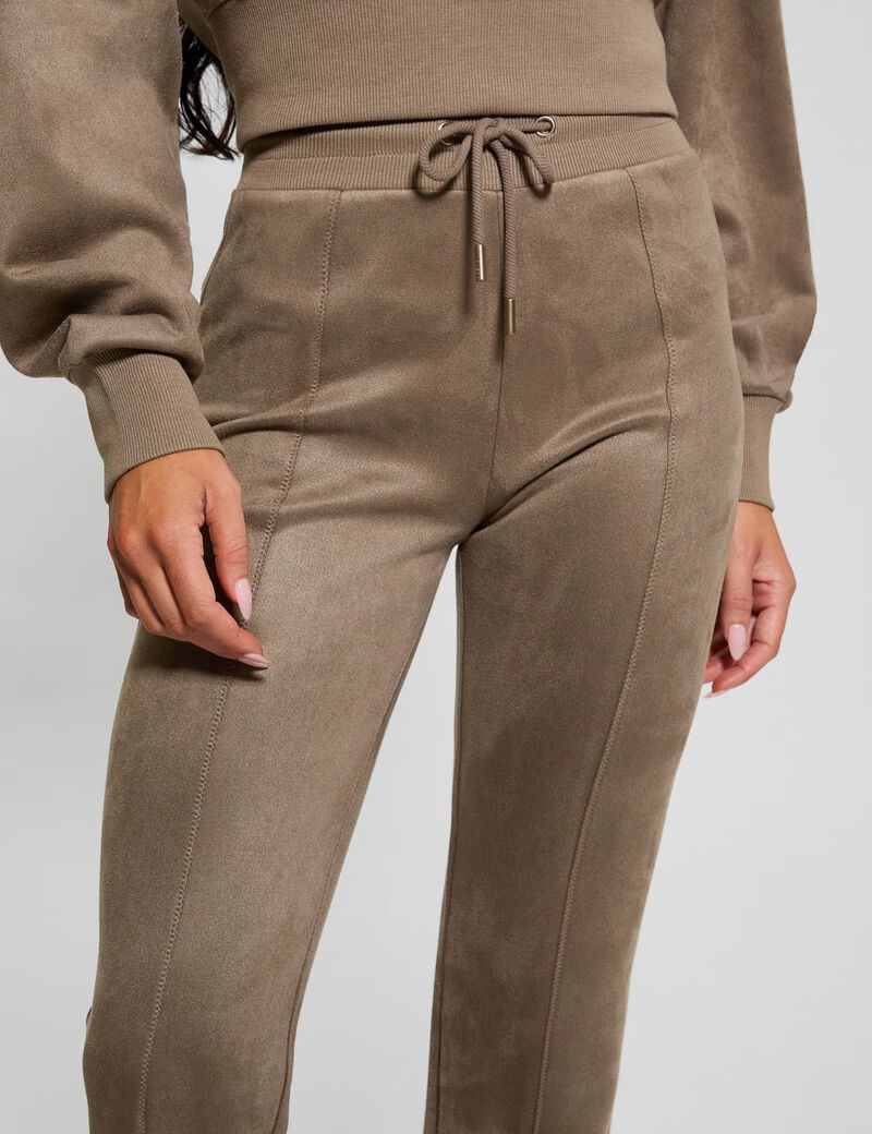 بنطال رياضي من جلد الغزال سكوبا