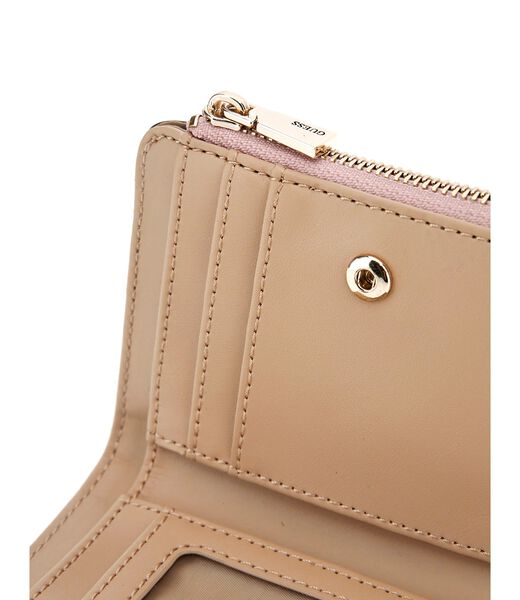 محفظة زاريلا بشعار 4G الفاوانيا