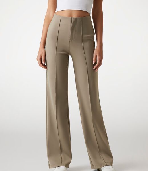 بنطال رياضي من النايلون بقصة واسعة