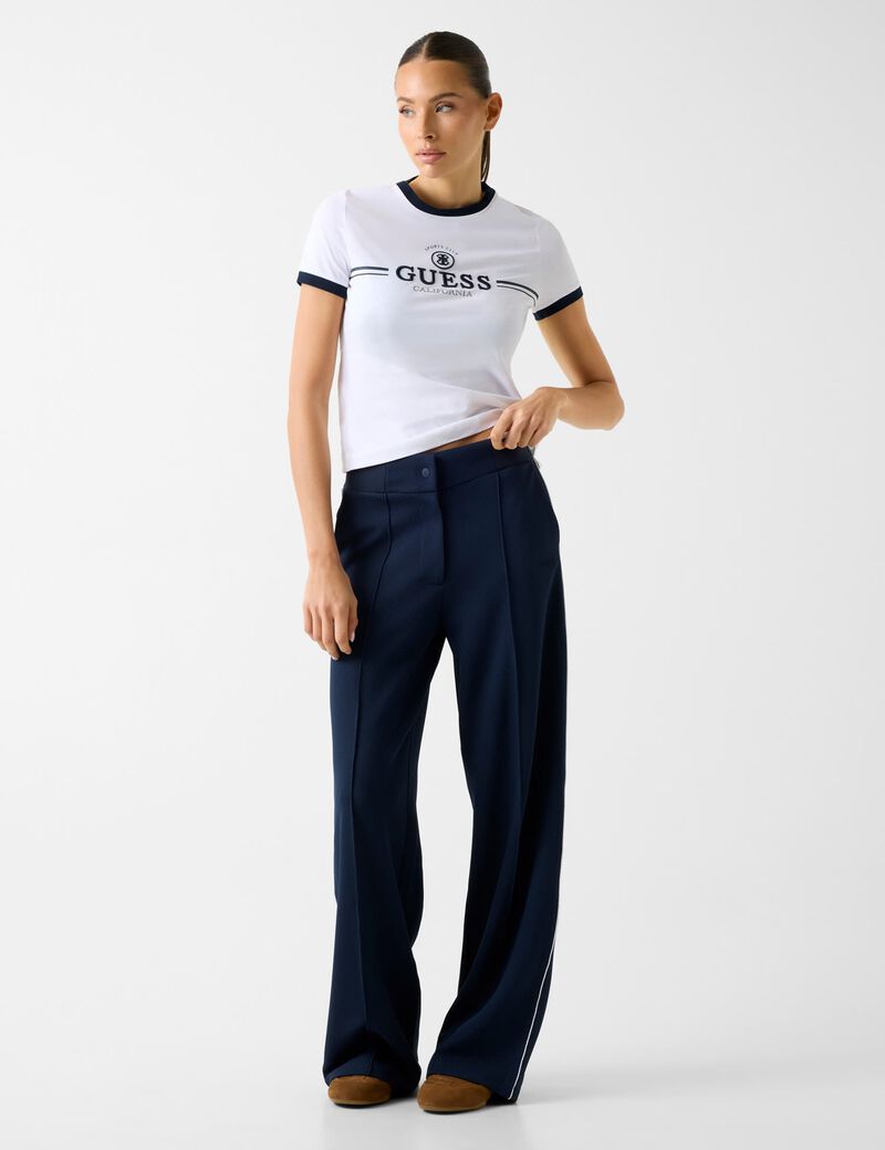 guess embroidered logo t shirt