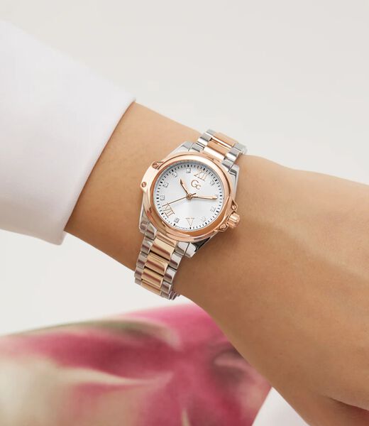 Gc Sportchic Women S 763 Mvmt White Dail 10 Amt Silver Rose Gold Stainless Steel Brct