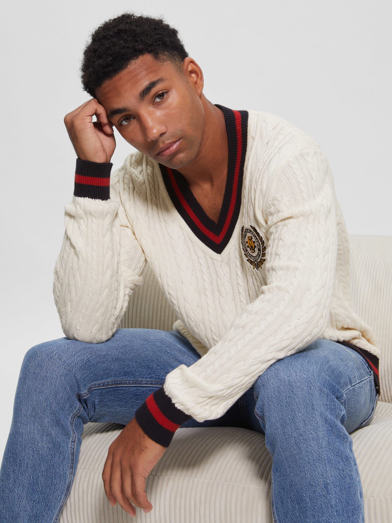 Guess knit sweater 2025