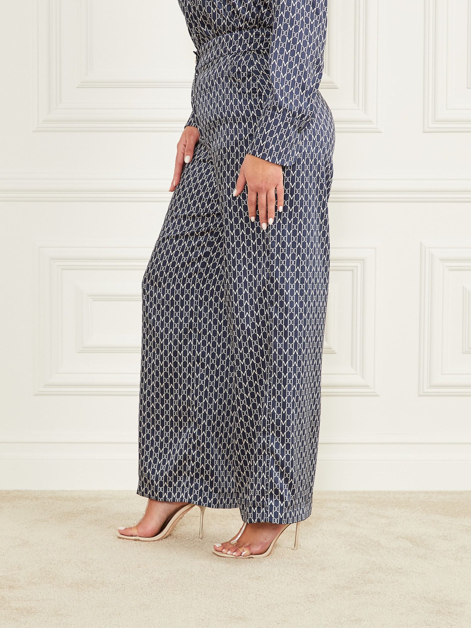 Shop GUESS Online Marciano logo print pants