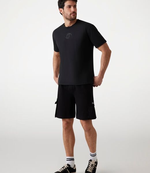 تي شيرت بشعار G الأمامي