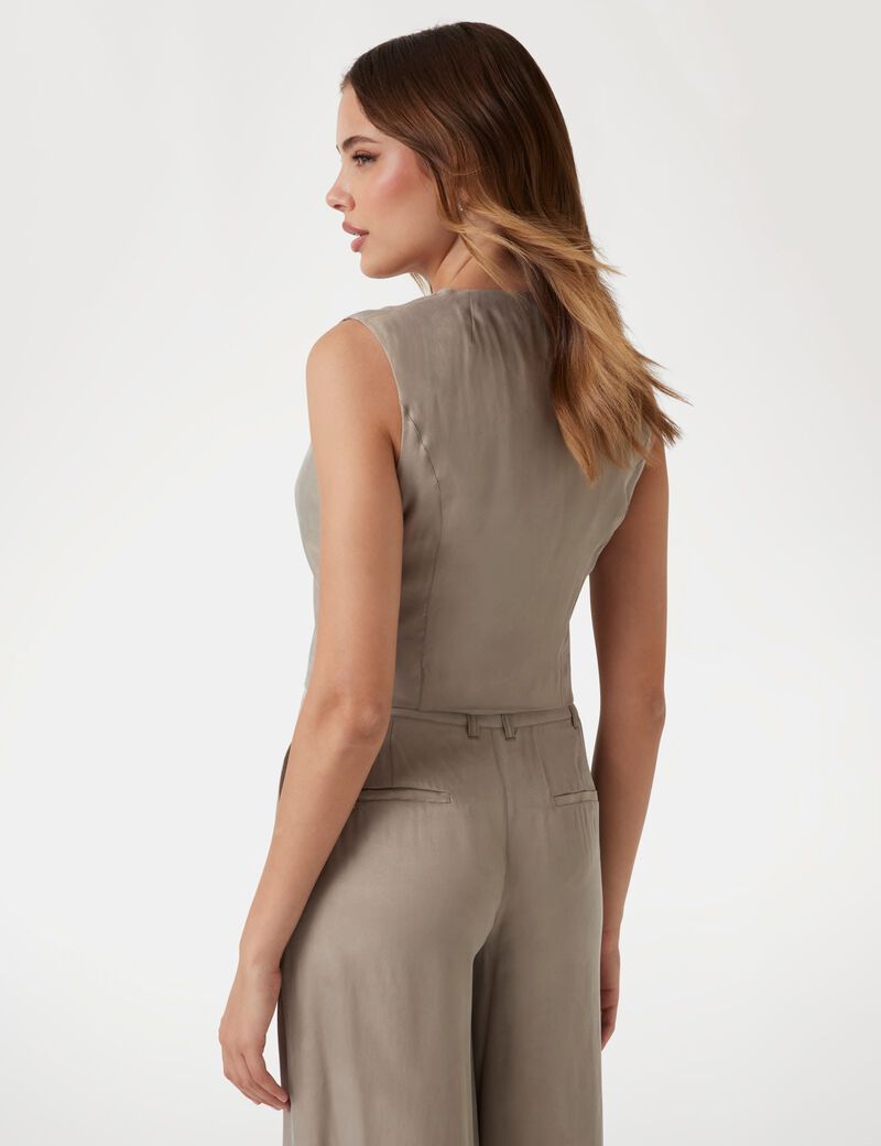 Twill vest