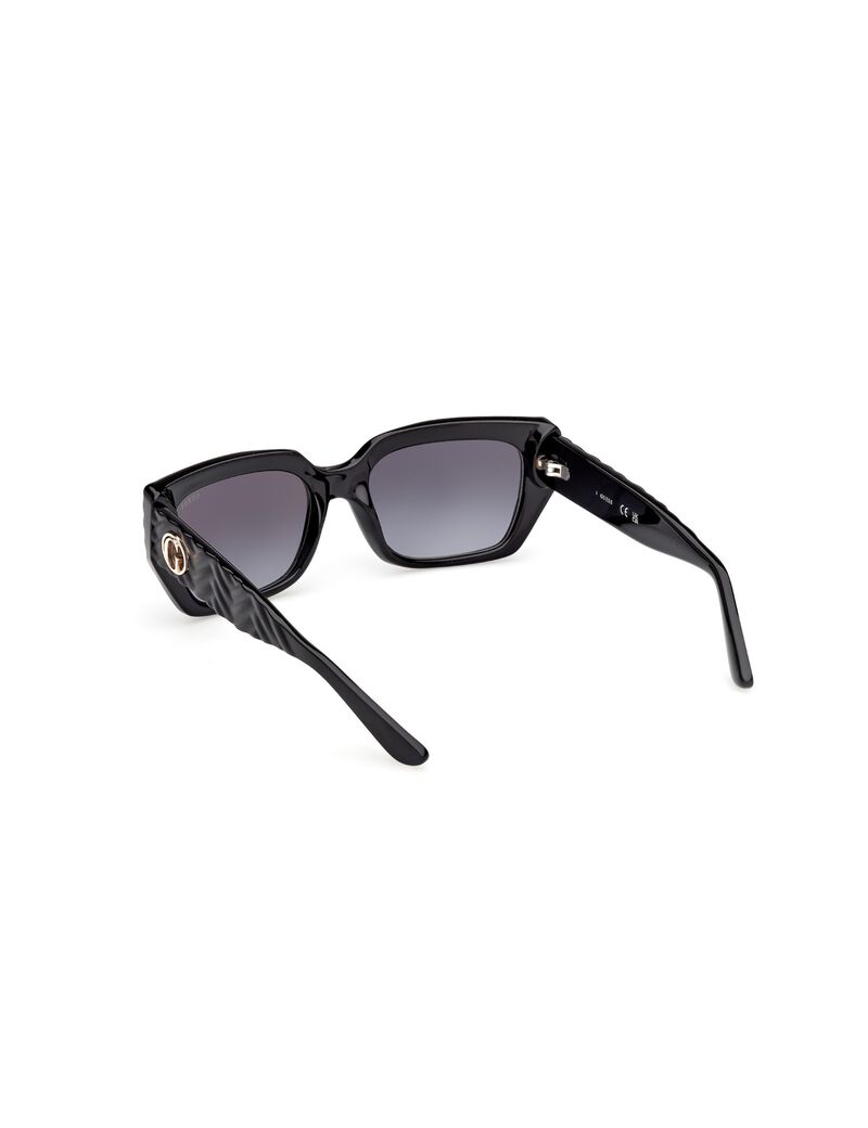 Cat eye sunglasses