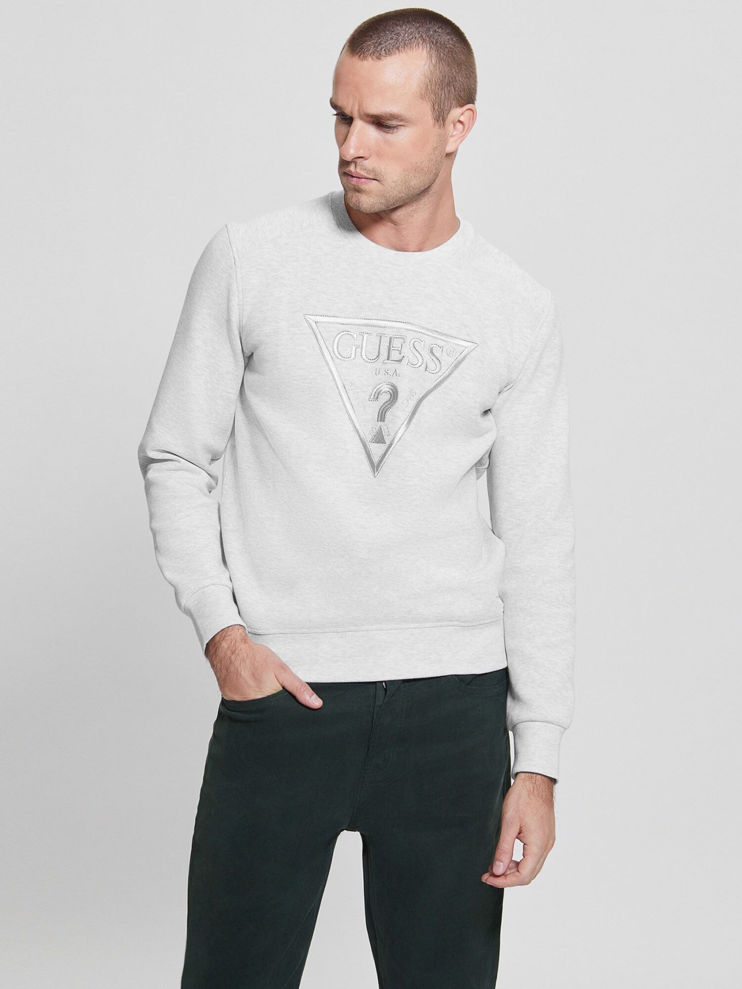 Guess triangle sales logo sweatshirt